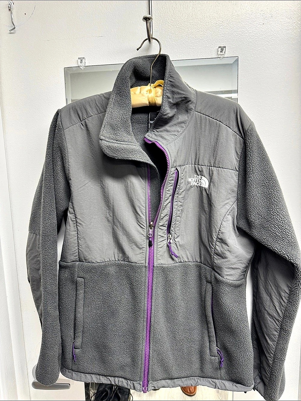 The North Face Denali Jacket Fleece Jacket Gray & Purple Large